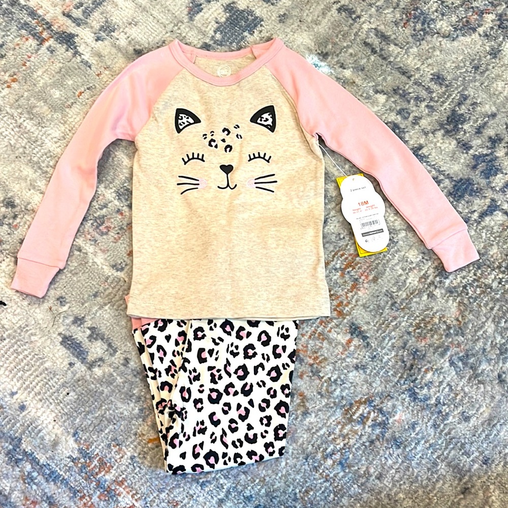 Brand new baby girls pajama set!